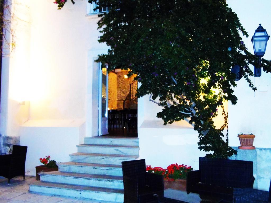Hotel Ristorante Le Clarisse أمانتيا المظهر الخارجي الصورة